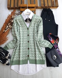  - ELNİ DESENLİ TRİKO HIRKA A7-3-8063-08-MİNT