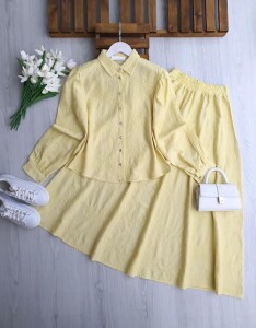 NUZGİ KENDİNDEN DESENLİ JAKARLI ETEKLİ TAKIM A4-5-1735-23-SARI - 