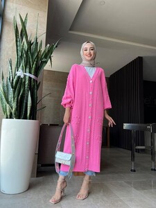  - PONP TAŞLI DÜĞMELİ KABARTMALI TRİKO HIRKA A4-1-8073-16-GÜL