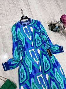 RİBANALI BATIK DESENLİ SALAŞ VİSKON ELBİSE B7-4-2285-07-YEŞİL - Thumbnail