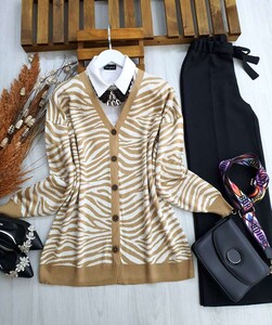  - ZEBRA DESENLİ TRİKO HIRKA A10-5 8055-48-BİSKÜVİT